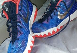 Kyrie 1's usa colorway